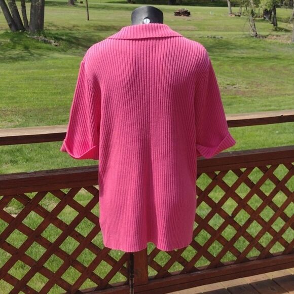 Quacker Factory Full Zip Short Sleeve Hot Pink Ribbed Cardigan with Size Large - Picture 3 of 9